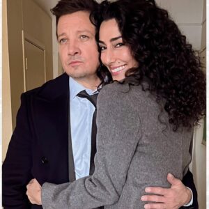 Necar Zadegan Instagram - Congratulations to this group of beautiful people I got to work with on this show. #TaylorSheridan series  @mayorofkingstown created by @hughdillon starring @jeremyrenner premieres season 3 tomorrow ✨  @paramountplus