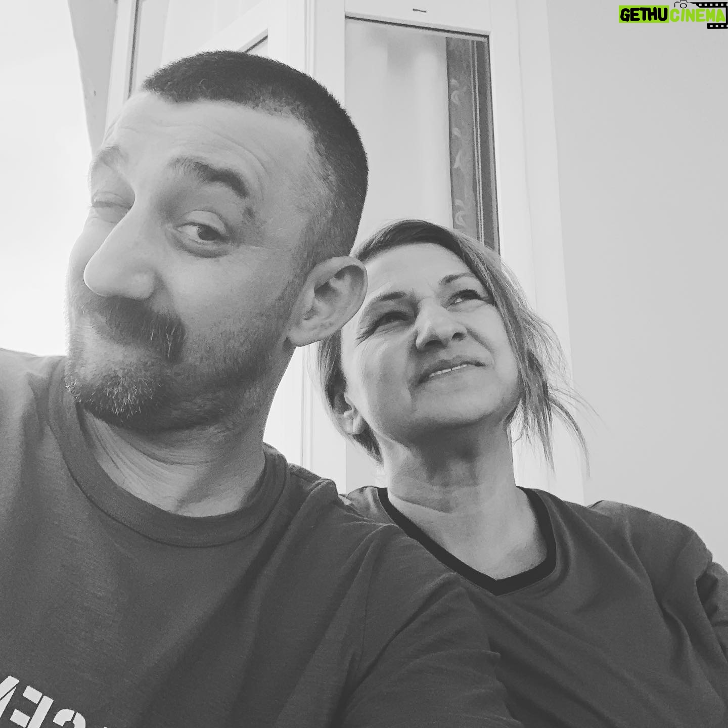 Necip Memili - 52.5K Likes - ,,,,aÅkım gelmiÅ,,, @svda_iz ššš