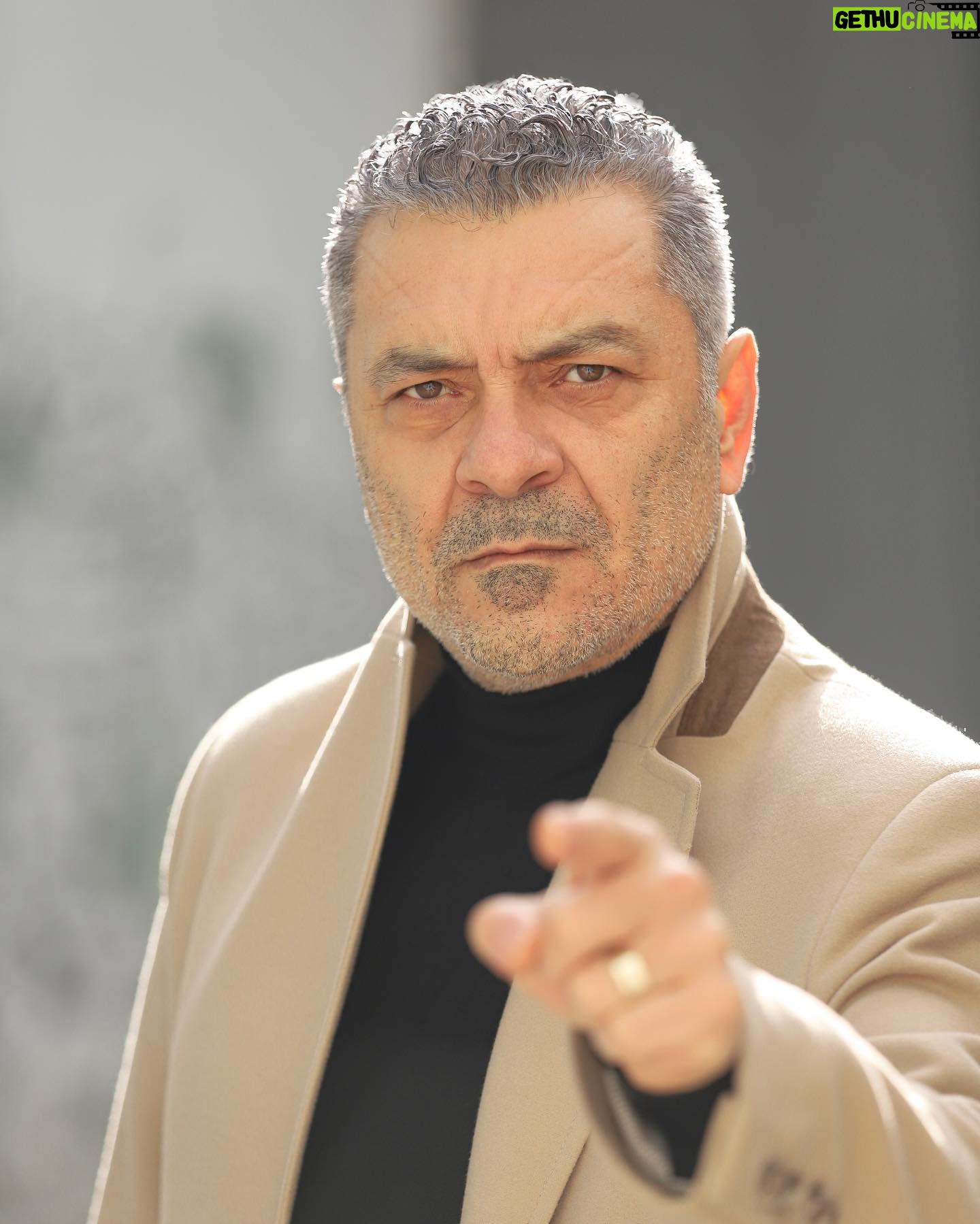 Necmi Yapıcı - 4.5K Likes - Bir takım artistik hareketlerde bugün .. “Bak oğlum gözüm üzerinde ! “ pozu 😎
@tumayozokurofficial
@tumay.ozokur