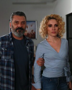 Necmi Yapıcı Instagram - Meryem #tbt @kanald de yayınlanan @tmcfilm in yapımcılığını yaptığı ve oynamaktan çok keyif aldığım bir diziydi Meryem 💜 Sevgili oyuncu arkadaşlarıma, değerli meslektaşlarıma buradan sevgilerimi yolluyorum ❤️😘 @kenanacr @aycaaysinturan @serenayaktas @acelyatopaloglu