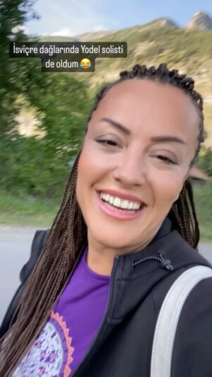 Necmi Yapıcı Instagram - İsviçre dağlarında Yodel solisti de oldum 😂😂 @nihandurukan @gulegulegultekinle @boafilm #kandersteg #switzerland