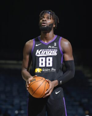 Neemias Queta Instagram - Steadily growing, year 1️⃣ ✅
Adversity gets you where you want to be.