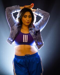 Singer Neha Bhasin HD Instagram Photos and Wallpapers July 2024