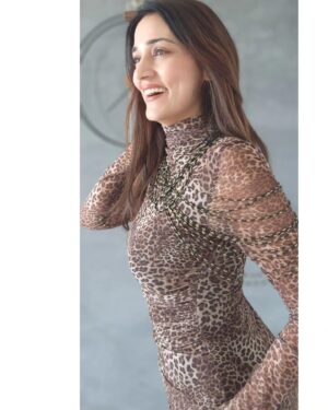 Neha Jhulka Instagram - Wild n free
Who knew leopard could be so versatile!!😉

#photooftheday #animalprint #animal #happyheart #wilderness