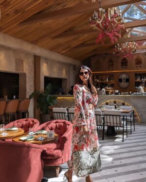 Neha Jhulka Instagram - Warmth of the sun
N a touch of floral magic to brighten up my day 💖 
Happy weekend to all

#floraldress
#warmsunshine #grateful🙏