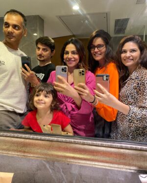 Neha Kaul Instagram - Staycation dumperoni…. 🌟

@imagicaaworld 

#novotelimagicaa #imagicaadiaries #momcation #memories #familygoals #mominfluencer #influencersofmumbai #actor #travelgram #staycation #lifestyleinfluencer #toddlerlife #toddlermom