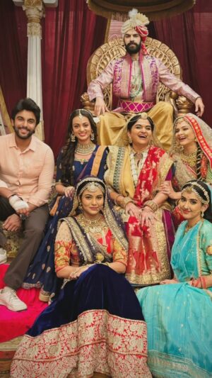 Neha Kaul Instagram - A show as rocking as #dhruvtara deserves a bye like this as our Devgadh family comes to an end. Thank u so much @shashisumeetproductions and @sonysab for giving me Sona. The goof ball duo sona-chandi is going to stay with me forever. 
Immense gratitude to the entire production team (Anupam ji, Jeetu ji, Neeraj ji, Vishnu, Sourav) for the smooth sailing. Ever so supportive creatives ( @ajaybhardwaj_22 , @tuhinaa_raghuvansh @iabhishekchaubey ) direction team ( @ppandiit @premkr5291 @faizal_ahmed_ ) camera team ( @dopmanishsharma @nazim_cinematographar_007 , puneet)
The adorable hair and makeup team 🫶🏻 spot dadas for taking care of us so well 🙏🏻
And my amazing co-actors turned friends @karanvgrover ppl really really wish to work with u again… my wish came true 🫶🏻 @riyasharmaa_09 gurl u r a package… hardworking, pretty, great memory, fun on set, down to earth… I wish we had more bonding time 🥹 @ishhandhawan you r simplicity and pure heart personified @apnanuj I will miss your marwadi Punjabi accent😁 @indirakrishna101 mam there is so much to learn from you in acting and life as well @kriish_bhardwaj next time I hope to work with you for a longer track @kajolhsrivastav tumhari dhantana wali entry bahut yaad ayegi 🤗 and @simmi_7249 u r such a pure soul, don’t corrupt yourself for anything in this world 😇 @evandixit u my cutie patootie are a rockstar 🎖️
Huge hugs to everyone 
🙏🏻
“Glory to God, who is able to do far beyond all that we could ask or imagine by his power at work within us;”
‭‭Ephesians‬ ‭3‬:‭20‬ ‭CEB‬‬

#indiantelevision #tvserial #setlife #actor #sonachandi #sabtv #farewell #memoriesforever