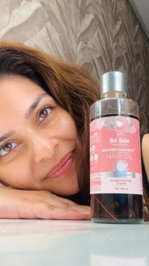 Neha Kaul Instagram - Nat habit’s  Dasabuti hair oil and Nutri mask is a jodi made in Ayurvedic heaven. 💯🤝

I saw a substantial reduction in hairfall in just one month of regular usage.💁🏻‍♀️

Made with the Signature Dasabuti Process in their Ayurvedic Kitchen with potent herbs and oils.

Explore the wide range of haircare from @nathabit.in and treat your hair the way they deserve! ❤️🙌

#Dasabuti #Haircare #Hairfall #hairgrowth #ayurvedic #hairfallremedies