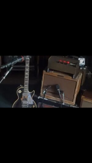 Neil Young Instagram - BREAK THE CHAIN

Neil Young with Crazy Horse

From ‘World Record’

The new studio album produced by Rick Rubin and Neil Young 

Listen to ‘BREAK THE CHAIN’ now on neilyoungarchives.com and on the Neil Young Archives mobile app.  Watch the full official music video through the link in our bio.