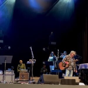 Actor Neil Young HD Instagram Photos and Wallpapers July 2023