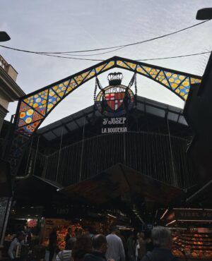 Nelly Řehořová Instagram - Two days in Barcelona ✌🏼 enjoyed 😍 #barcelona #spain #gaudi #travel #laboqueria