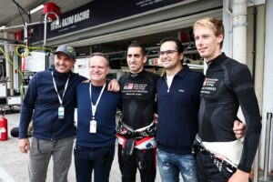 Nelson Piquet Jr. Instagram - Mingling with Brazil’s finest 🇧🇷🏆

#ToyotaGAZOORacing #6HSaoPaulo #WEC #GR010HYBRID #PushingTheLimitsForBetter