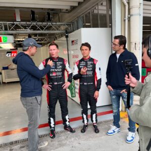 Nelson Piquet Jr. Instagram - VEM COISA BOA POR AÍ! Estamos em Interlagos para gravar conteúdos especiais no FIA World Endurance Championship. Depois de dez anos, o campeonato retorna a um dos circuitos mais icônicos do mundo. 🇧🇷

#WEC #6HSaoPaulo @fiawec_official @pod.360 #pelaspistaspodcast
