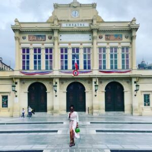 Nelufar Hedayat Instagram - Being French is a thing French people do exquisitely well. It’s not something I do well 😑. But I tried that one particular France Day. In this episode of Nelufar investigates(ish) you’re about to see an exclusive behind the scenes look at this road I on was. #truth #exposé