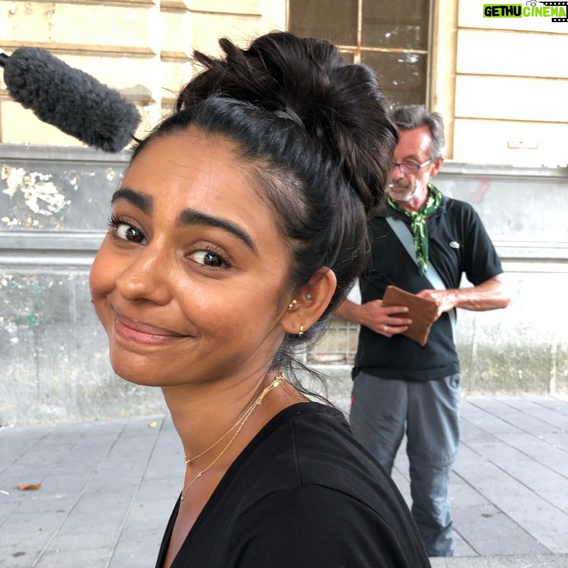 Nelufar Hedayat - 1.7K Likes - What am I thinking about 💭 Wrong answers only.