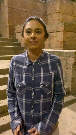 Nelufar Hedayat Instagram - In my new @newsy doc I’ll be on a journey to investigate walking up stairs. On a side note any young budding journalists that want to learn this skill, I teach classes for £499.99 so @ me.