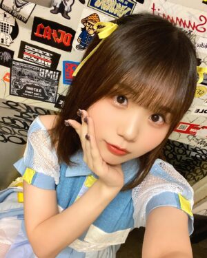 Nene Hieda Instagram - 🍎❤️‍🔥

#ダイアローグ #ライブ衣装 #ハーフツイン