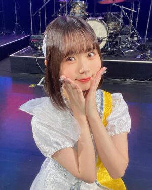 Nene Hieda Instagram - DIALOGUE＋LIVE 2024「LIFE is EASY？」

最高な場所で
最高なみんなと
最高な時間！！

ほんとにありがと！！
楽しかったねーーーーー🏅
今日も最高を更新出来てたでしょうか！

ライブでステージ立ってみんなの顔が見えるとね
自分でもびっくりなくらいでっかいパワーが
体の奥の奥から湧いてくるの！

あなたたちがくれる力は凄まじいんだよ！！

さっきまでXでみんなからもらったメッセージとかタグ見てて
頑張ってよかったな〜って心の底から思った🥲💝

出会ってくれてありがとう！
好きでいてくれてありがとう！

5周年ツアーも決まったし、ファン感謝祭もあるし、
これからも一緒に楽しい時間を沢山過ごしていこうね🤝💛

ログっ子のみんなには
私たち8人がついてるよ！🎗️

2024年もDIALOGUE＋を何卒よろしく❤️‍🔥🌈

#ダイアローグ