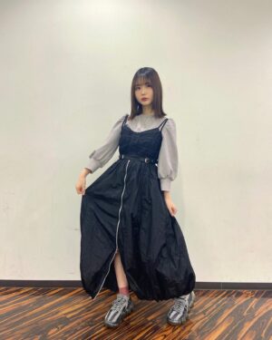 Nene Hieda Instagram - 💜🖤

本日のわたくし🪄

黒のビスチェドレスお気に入りなの！
結構前にお店で一目惚れしてやっと着られた〜またどこかで着よう💆🏻‍♀️

#私服衣装 
#lv2からチートだった元勇者候補のまったり異世界ライフ
#lv2チート