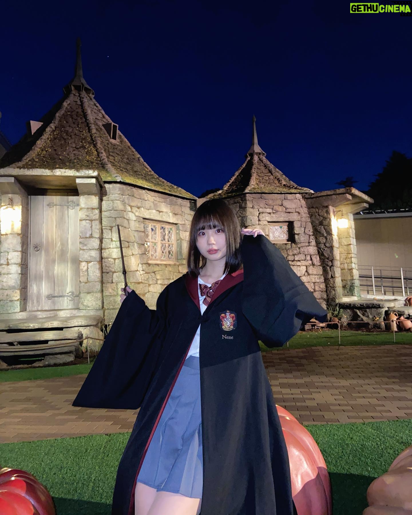 Nene Hieda - 2.4K Likes - 🏠🌳
なんだかんだでハグリッドがいちばんすきかも
推しとはまたちがう感覚というか
ベッドにくまちゃんいっぱいいるのかわいすぎだろー( ; ; )
#ハリーポッター #harrypotter #wanerbrosstudiotour