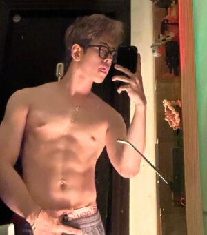 Nguyễn Bá Vinh Instagram - Good morning btw ☀️
#o2production