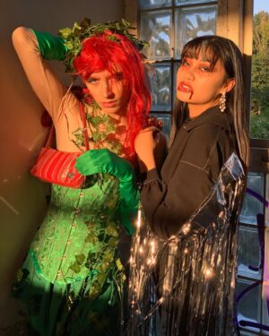 Nhung Hong Instagram - Wir beißen