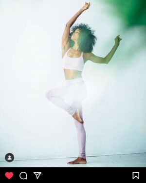 Nia Holloway Instagram - My beautiful sister I cannot believe we’re all talking about how you’re gone . The last time I got to be in your presence it was like everytime time I got to be in you’re presence , you glowed with light and life. Days have passed and I still can’t wrap my head around it . I’m gunna miss that huge laugh, the way you moved a room effortlessly, that grace, how you’d kicked your leg to your face for fun, your encouragement, your honesty, your beauty ! I met you when I was literally a kid and you kept your arm around me from that moment on . I made it my business to tell you how you made me feel every time i saw you because it was that serious to me.  Your soul truly elevated whatever space you were in.There aren’t enough words to describe Sharron. There really aren’t enough words to describe her journey here . She really did that ! A true and undeniable soul she had. She’s not here in the flesh and I won’t try to understand it because I’ve tried and it’s impossible. But I know she loved and was loved while she was here. She soared to countless mountain tops with every gift she discovered in herself . I will forever be inspired by her. She was truly a gift to this world . Missing you forever Queen 🕊 @iamsharronlynn