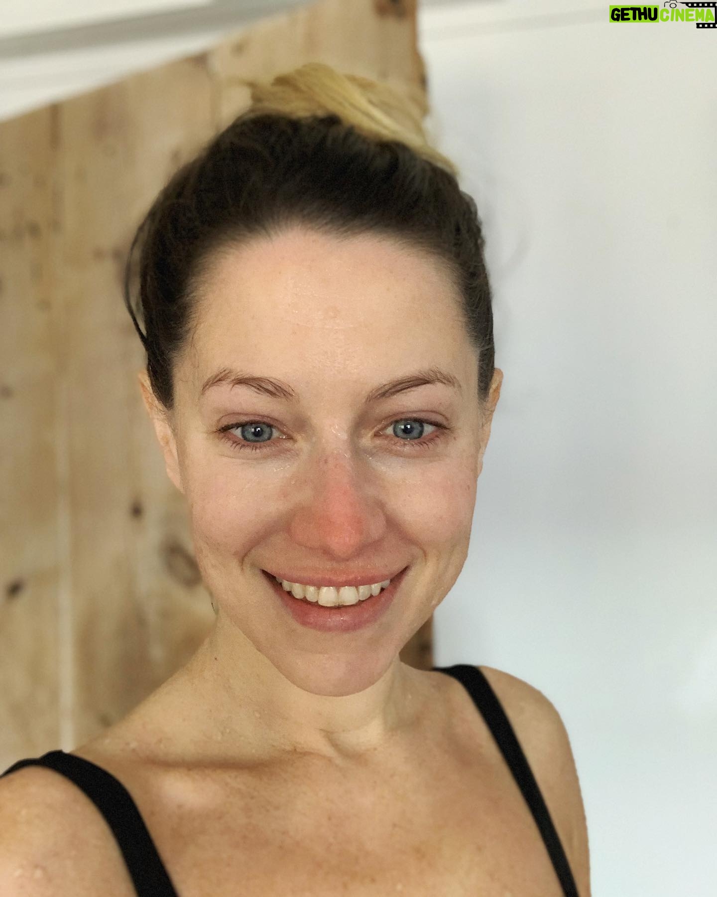 Niamh Walsh - 1.4K Likes - and a month of 🏊🏻♀️🥶