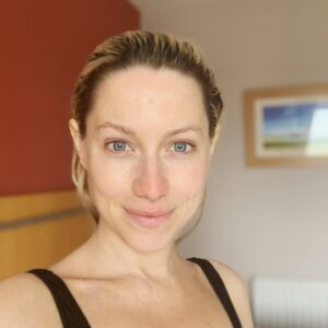 Niamh Walsh Instagram - Final ep of #smother tonight, could not be prouder to have been part of this show