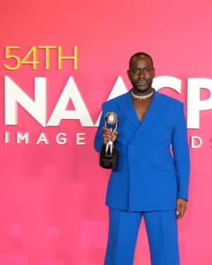 Nicco Annan Instagram - In the words & voice of our timeless love minister, #LutherVandross it is- Never Too Much -to walk in the light.
THANK YOU @naacp
So at the @naacpimageawards this monumental moment happened for generations of unspoken souls that have gone on… but just as sure as you read this, know it is a new day. For my #UncleBill #AudraLorde #MarshaPJohnson the #UncleJohnny ‘s of this world.

suit by @sergiohudson 
styled by @icontips 
jewelry @xivkarats