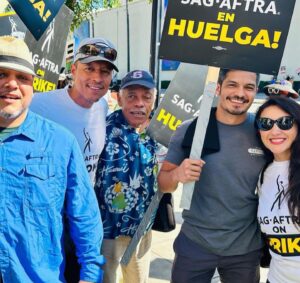 Nicholas Gonzalez Instagram - estos cabrones ❤️‍🔥
#sagaftrastrong #latinasstandup 
#wgastrike