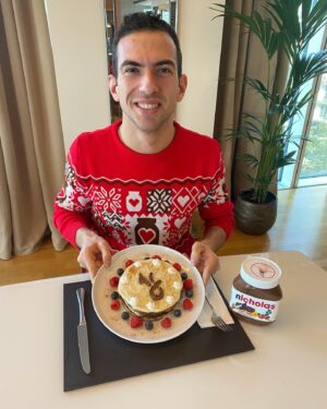 Nicholas Latifi Instagram - After seeing the awesome pancake @nutella and @drdancake made of my face, I decided to try my own pancake art as it's #WorldNutellaDay! 🥞🍫 

What do you think? Tag me in your creations! 

#Nutella #Food #NL6 #SpreadTheNutellaLove #PancakeArt