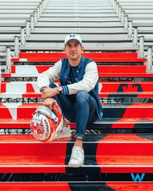 Nicholas Latifi Instagram - A design fit for a home GP 💙🇨🇦
 
Introducing @NicholasLatifi's #CanadianGP helmet! 🙌
 
#WeAreWilliams #F1 #Formula1
