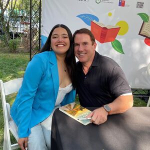 Nicholas Sparks Instagram - Mexico City, I’m coming your way! I can’t wait to talk all things #Dreamland and more with you at 7:00 tomorrow. My Latin American tour has been amazing so far!

Who will be there tomorrow evening?!
