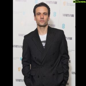 Nick Blood Instagram - @vanityfairlondon @ee @bafta #EERisingStar #EEBAFTAs @sohohouse @LoopVIP

Thanks to @allsaints for the threads
