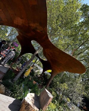 Nick Grimshaw Instagram - Feeling very lucky that me and Our Jane got to spend the day at the Chelsea Flower Show. Just the most magical display of design, getting to meet the gardeners and designers who created these labours of love and hear about the workload that has gone into these works of art has inspired me….to employ a gardener.