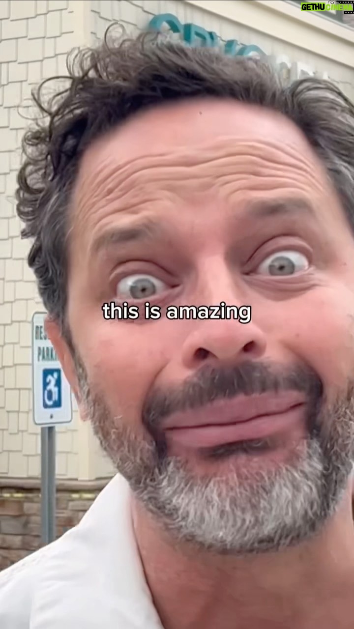 Nick Kroll - 108.2K Likes - Promo code: LOLACRYING