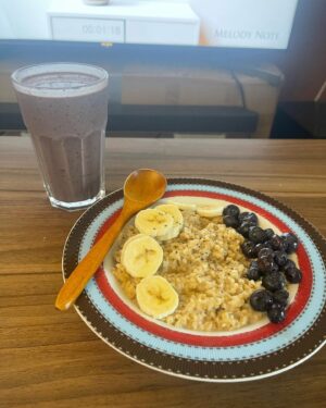 Nick Wolfhard Instagram - BREAKFAST (posted at night lol) by my lovely girlfriend!
