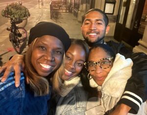 Nicki Micheaux Instagram - Surrounded by smiles and love on set of the #SummerofViolenceFilm 🎞️🤎 #FBF⁠
⁠
#BTS #Colorado #Denver #OnSet #SummerOfViolence #Actress #ExecutiveProducer #NickiMicheaux #Writer #Poetry #Beauty #DenverColorado #IndieFilm #FilmArt #Director #Writer #Producer #KaseyInez #JahkingGuillory