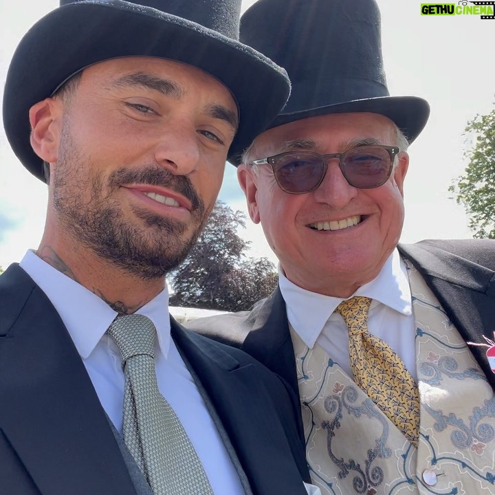 Nicolas Ferrero - 2.1K Likes - 🇬🇧 ROYAL ASCOT DAY WITH THE FAMILLY @axiomdwfm 🇬🇧
Thank you for this moment i’m so grateful 🙏🏼