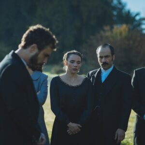 Nicolás Oyarzún Instagram - MANUEL
#ElSeñordelaQuerencia
@teleseries_mega @mega.tv