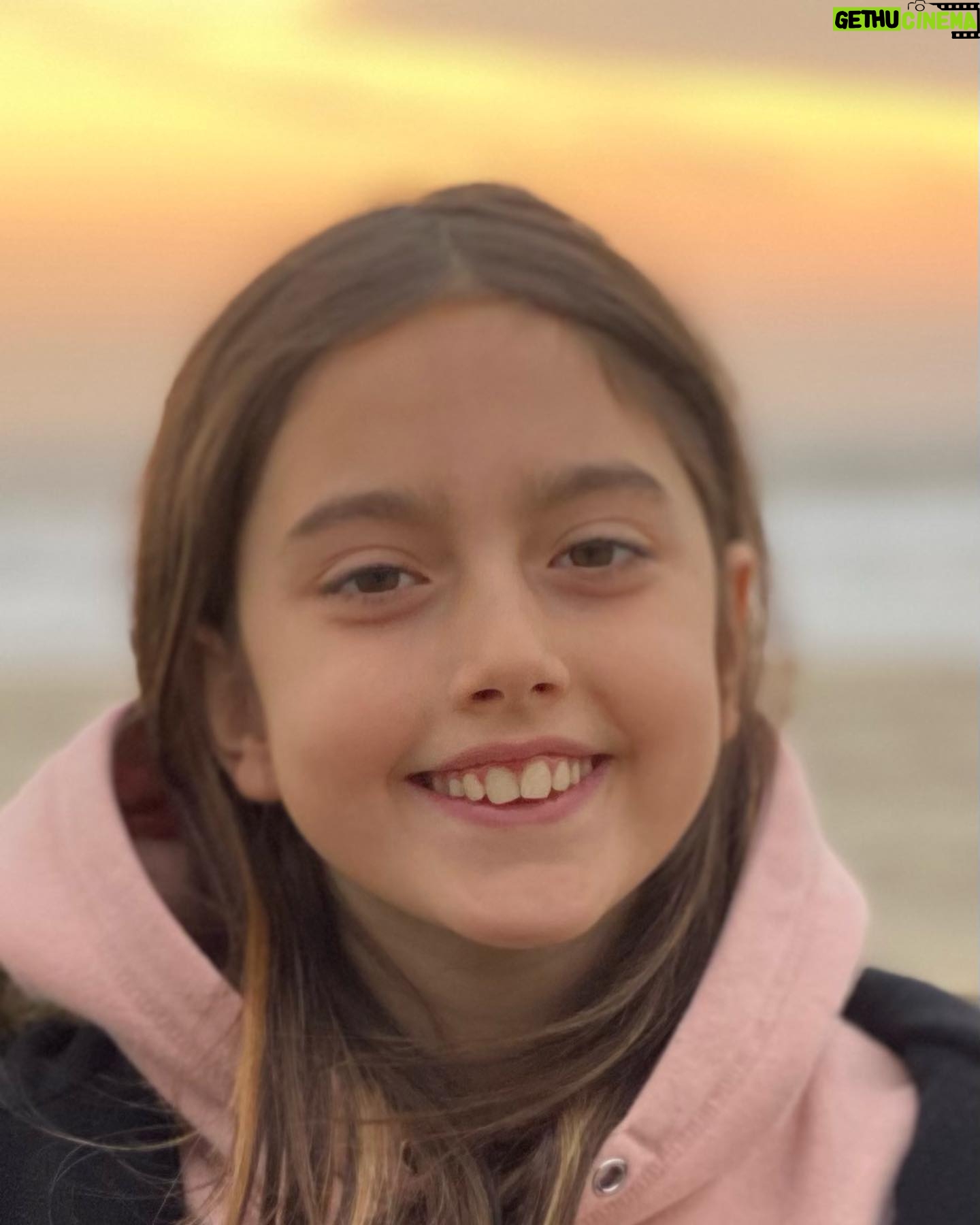 Nicolás Saavedra - 7.5K Likes - Ayer celebramos a Ema que cumplió 11 años. 11 años!! Wow!! Esto pasa muy rápido. Felicidad Emita preciosa que empiece un año hermoso para ti y todos tus sueños se cumplan!!!
Hasta el infinito y más allá❤️