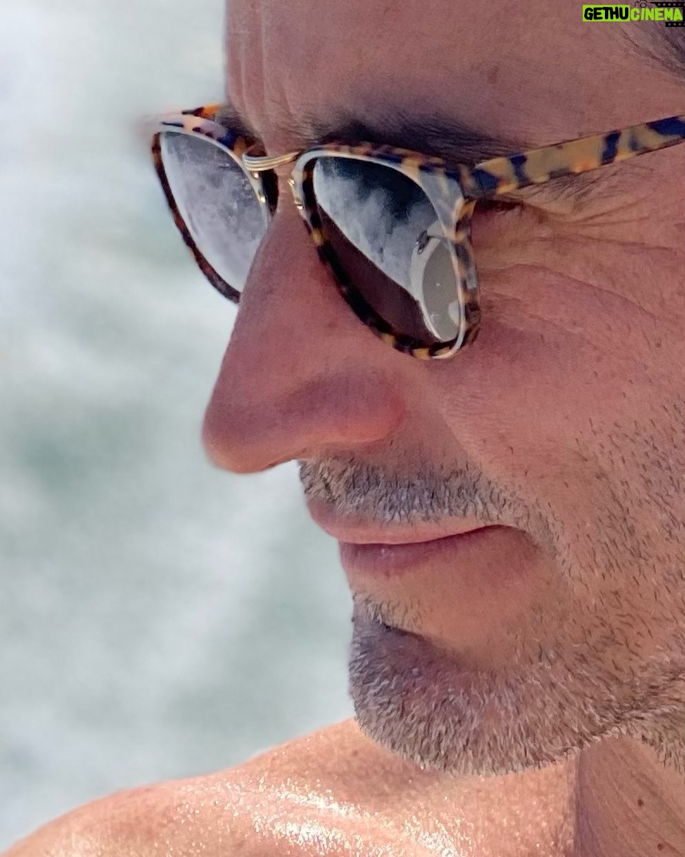 Nicolás Saavedra - 2.1K Likes - 😎
Que tengan tod@s una buena semana!!!
👓 @opticabahiacl