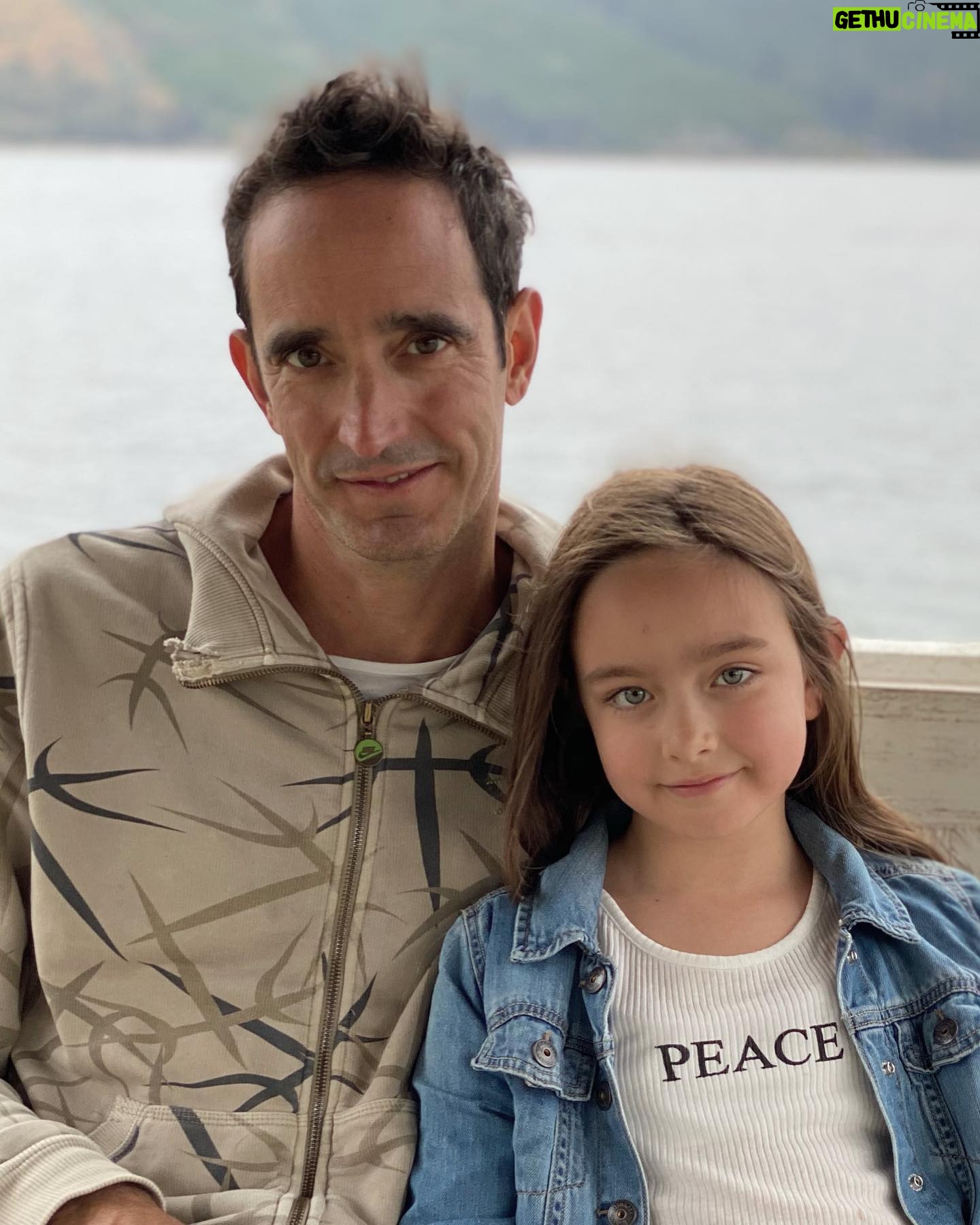 Nicolás Saavedra - 35.5K Likes - Hoy Leonor está de cumpleaños y por aquí estamos de fiesta!
Feliz 9 Leonor hermosa, que todos tus deseos se cumplan y comience un nuevo ciclo amoroso y alegre para ti.
Te amo con todo el amor del universo.
Hasta el infinito y más allá!!!
