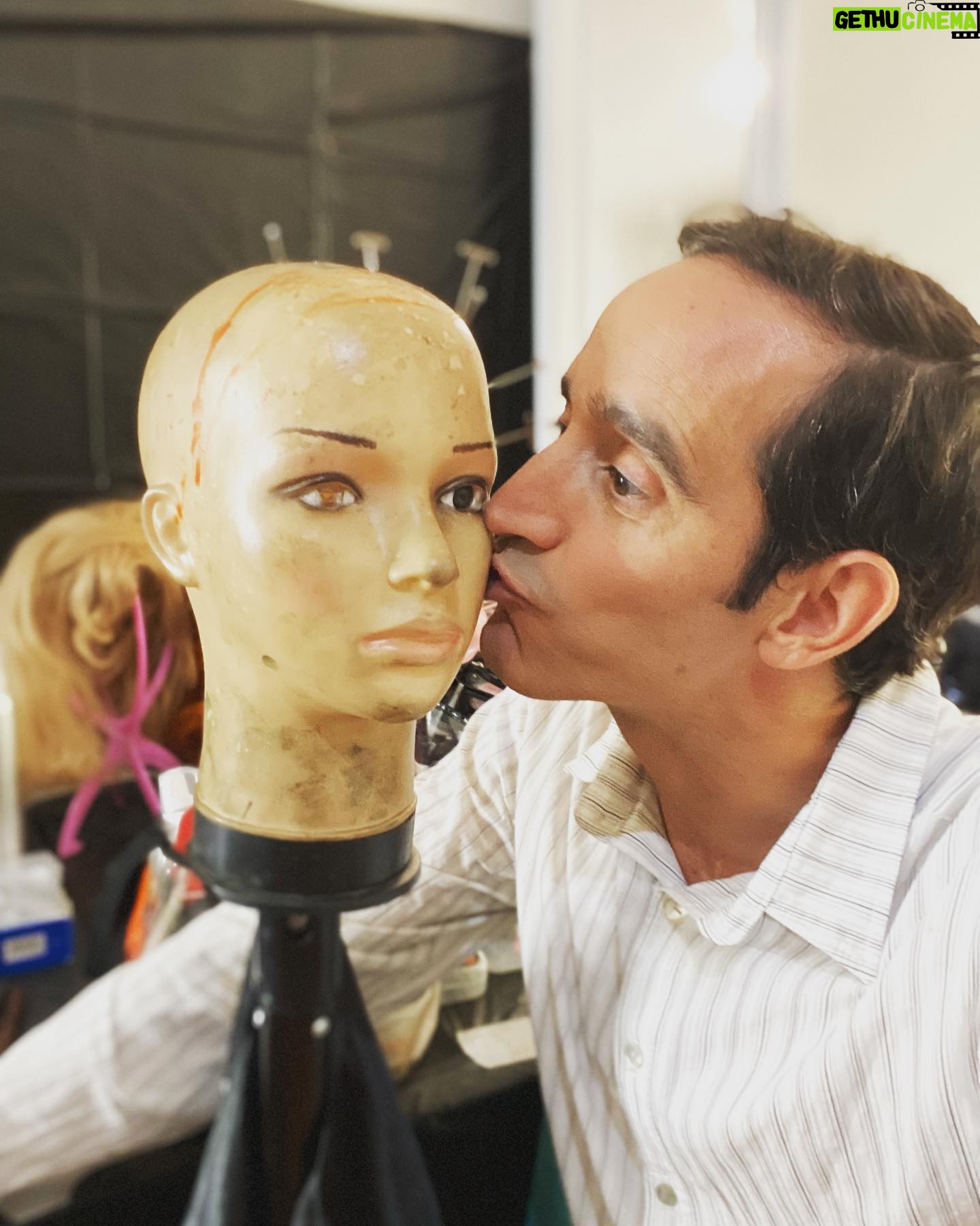 Nicolás Saavedra - 2.7K Likes - Día 1.
La alegria de volver a actuar.