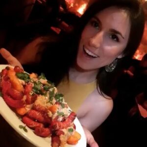 Nicole Dambro Instagram - Comin in HOT! 🔥❤️🧀 Throwin’ it back to last week with @linabean113 at the #flaminhotspot @cheetos pop-up here in LA. The design was so much fun! Plus, the Cheetos elote was AMAZE. What’s your favorite LA pop up so far? #cheetos #cheetosaddict #lapopups #cheesy #lifeisdambreezy