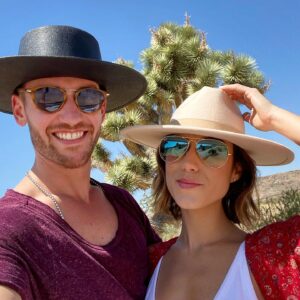 Nicole Dambro Instagram - My ride... and my ride or die. 🏜 #Jeep life #adventureswithbae