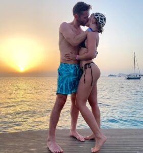 Actress Nicole Dambro HD Instagram Photos and Wallpapers February 2022