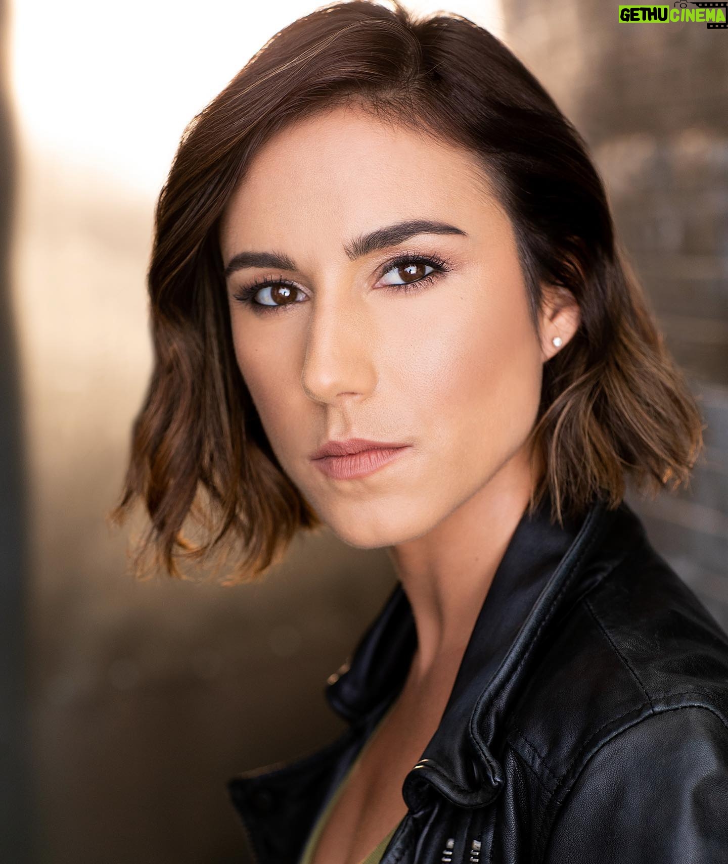 Nicole Dambro - 462 Likes - Officially putting my name in the running to be a the new rookie detective in the @dexter_show revival. LITERALLY CANNOT WAIT 🔪🛥💉 #nicoledambroactress #dextermorgan #youngdetective
.
.
.
.
Another incredible shot from @joannadegeneres with makeup and hair by @katehollinsheadmakeup 📸 The amount of shots we got out of a few hours was INSANE! Thank you!