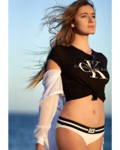 Actress Nicole Elizabeth Berger HD Instagram Photos and Wallpapers May 2021